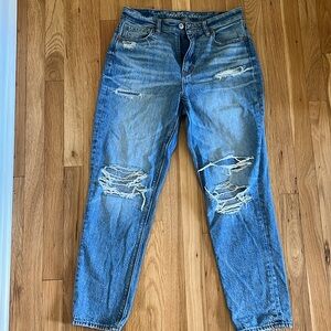 American Eagle Mom Jean